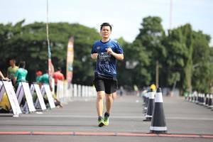 BIB: 801
                            <button type="button" onclick="openModal(5136663)" class="btn btn-primary btn-sm float-right btn-popup" data-toggle="modal" data-target=".modal-high-quality">
                        <i class="fas fa-shopping-cart"></i> Add to Cart
                    </button>
                                            <button type="button" onclick="isThisMe(5136663, true)" class="btn btn-success btn-sm float-right btn-popup btn-isme hidden" data-toggle="tooltip" data-placement="bottom" title="นี่คือรูปของคุณใช่ไหม คลิกที่นี่เพื่อเอาเข้าอัลบั้ม">
                        <i class="fas fa-plus"></i> Add to album
                    </button>
                    <button type="button" onclick="isThisMe(5136663, false)" class="btn btn-warning btn-sm float-right btn-popup btn-isnotme hidden">
                        <i class="fas fa-ban"></i> Remove from album
                    </button>