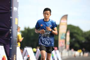 BIB: 0272
                            <button type="button" onclick="openModal(5107591)" class="btn btn-primary btn-sm float-right btn-popup" data-toggle="modal" data-target=".modal-high-quality">
                        <i class="fas fa-shopping-cart"></i> Add to Cart
                    </button>
                                            <button type="button" onclick="isThisMe(5107591, true)" class="btn btn-success btn-sm float-right btn-popup btn-isme hidden" data-toggle="tooltip" data-placement="bottom" title="นี่คือรูปของคุณใช่ไหม คลิกที่นี่เพื่อเอาเข้าอัลบั้ม">
                        <i class="fas fa-plus"></i> Add to album
                    </button>
                    <button type="button" onclick="isThisMe(5107591, false)" class="btn btn-warning btn-sm float-right btn-popup btn-isnotme hidden">
                        <i class="fas fa-ban"></i> Remove from album
                    </button>