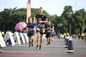 BIB: 1081, 0181, 
                            <button type="button" onclick="openModal(5127965)" class="btn btn-primary btn-sm float-right btn-popup" data-toggle="modal" data-target=".modal-high-quality">
                        <i class="fas fa-shopping-cart"></i> Add to Cart
                    </button>
                                            <button type="button" onclick="isThisMe(5127965, true)" class="btn btn-success btn-sm float-right btn-popup btn-isme hidden" data-toggle="tooltip" data-placement="bottom" title="นี่คือรูปของคุณใช่ไหม คลิกที่นี่เพื่อเอาเข้าอัลบั้ม">
                        <i class="fas fa-plus"></i> Add to album
                    </button>
                    <button type="button" onclick="isThisMe(5127965, false)" class="btn btn-warning btn-sm float-right btn-popup btn-isnotme hidden">
                        <i class="fas fa-ban"></i> Remove from album
                    </button>