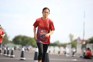 BIB: 002
                            <button type="button" onclick="openModal(5103814)" class="btn btn-primary btn-sm float-right btn-popup" data-toggle="modal" data-target=".modal-high-quality">
                        <i class="fas fa-shopping-cart"></i> Add to Cart
                    </button>
                                            <button type="button" onclick="isThisMe(5103814, true)" class="btn btn-success btn-sm float-right btn-popup btn-isme hidden" data-toggle="tooltip" data-placement="bottom" title="นี่คือรูปของคุณใช่ไหม คลิกที่นี่เพื่อเอาเข้าอัลบั้ม">
                        <i class="fas fa-plus"></i> Add to album
                    </button>
                    <button type="button" onclick="isThisMe(5103814, false)" class="btn btn-warning btn-sm float-right btn-popup btn-isnotme hidden">
                        <i class="fas fa-ban"></i> Remove from album
                    </button>