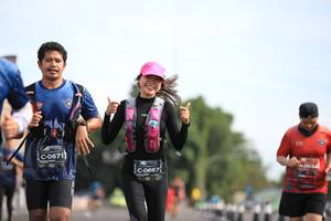 BIB: 0671, 034, 0667
                            <button type="button" onclick="openModal(5126418)" class="btn btn-primary btn-sm float-right btn-popup" data-toggle="modal" data-target=".modal-high-quality">
                        <i class="fas fa-shopping-cart"></i> Add to Cart
                    </button>
                                            <button type="button" onclick="isThisMe(5126418, true)" class="btn btn-success btn-sm float-right btn-popup btn-isme hidden" data-toggle="tooltip" data-placement="bottom" title="นี่คือรูปของคุณใช่ไหม คลิกที่นี่เพื่อเอาเข้าอัลบั้ม">
                        <i class="fas fa-plus"></i> Add to album
                    </button>
                    <button type="button" onclick="isThisMe(5126418, false)" class="btn btn-warning btn-sm float-right btn-popup btn-isnotme hidden">
                        <i class="fas fa-ban"></i> Remove from album
                    </button>