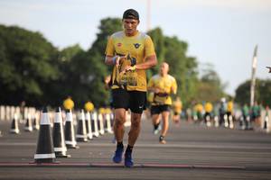 BIB: 0767
                            <button type="button" onclick="openModal(4948118)" class="btn btn-primary btn-sm float-right btn-popup" data-toggle="modal" data-target=".modal-high-quality">
                        <i class="fas fa-shopping-cart"></i> Add to Cart
                    </button>
                                            <button type="button" onclick="isThisMe(4948118, true)" class="btn btn-success btn-sm float-right btn-popup btn-isme hidden" data-toggle="tooltip" data-placement="bottom" title="นี่คือรูปของคุณใช่ไหม คลิกที่นี่เพื่อเอาเข้าอัลบั้ม">
                        <i class="fas fa-plus"></i> Add to album
                    </button>
                    <button type="button" onclick="isThisMe(4948118, false)" class="btn btn-warning btn-sm float-right btn-popup btn-isnotme hidden">
                        <i class="fas fa-ban"></i> Remove from album
                    </button>