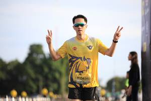 BIB: 0435
                            <button type="button" onclick="openModal(4948314)" class="btn btn-primary btn-sm float-right btn-popup" data-toggle="modal" data-target=".modal-high-quality">
                        <i class="fas fa-shopping-cart"></i> Add to Cart
                    </button>
                                            <button type="button" onclick="isThisMe(4948314, true)" class="btn btn-success btn-sm float-right btn-popup btn-isme hidden" data-toggle="tooltip" data-placement="bottom" title="นี่คือรูปของคุณใช่ไหม คลิกที่นี่เพื่อเอาเข้าอัลบั้ม">
                        <i class="fas fa-plus"></i> Add to album
                    </button>
                    <button type="button" onclick="isThisMe(4948314, false)" class="btn btn-warning btn-sm float-right btn-popup btn-isnotme hidden">
                        <i class="fas fa-ban"></i> Remove from album
                    </button>