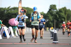 BIB: 0318
                            <button type="button" onclick="openModal(5136476)" class="btn btn-primary btn-sm float-right btn-popup" data-toggle="modal" data-target=".modal-high-quality">
                        <i class="fas fa-shopping-cart"></i> Add to Cart
                    </button>
                                            <button type="button" onclick="isThisMe(5136476, true)" class="btn btn-success btn-sm float-right btn-popup btn-isme hidden" data-toggle="tooltip" data-placement="bottom" title="นี่คือรูปของคุณใช่ไหม คลิกที่นี่เพื่อเอาเข้าอัลบั้ม">
                        <i class="fas fa-plus"></i> Add to album
                    </button>
                    <button type="button" onclick="isThisMe(5136476, false)" class="btn btn-warning btn-sm float-right btn-popup btn-isnotme hidden">
                        <i class="fas fa-ban"></i> Remove from album
                    </button>