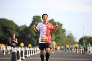 BIB: 138, 
                            <button type="button" onclick="openModal(4951874)" class="btn btn-primary btn-sm float-right btn-popup" data-toggle="modal" data-target=".modal-high-quality">
                        <i class="fas fa-shopping-cart"></i> Add to Cart
                    </button>
                                            <button type="button" onclick="isThisMe(4951874, true)" class="btn btn-success btn-sm float-right btn-popup btn-isme hidden" data-toggle="tooltip" data-placement="bottom" title="นี่คือรูปของคุณใช่ไหม คลิกที่นี่เพื่อเอาเข้าอัลบั้ม">
                        <i class="fas fa-plus"></i> Add to album
                    </button>
                    <button type="button" onclick="isThisMe(4951874, false)" class="btn btn-warning btn-sm float-right btn-popup btn-isnotme hidden">
                        <i class="fas fa-ban"></i> Remove from album
                    </button>