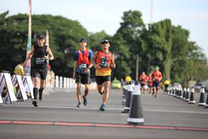 BIB: 
                            <button type="button" onclick="openModal(5101960)" class="btn btn-primary btn-sm float-right btn-popup" data-toggle="modal" data-target=".modal-high-quality">
                        <i class="fas fa-shopping-cart"></i> Add to Cart
                    </button>
                                            <button type="button" onclick="isThisMe(5101960, true)" class="btn btn-success btn-sm float-right btn-popup btn-isme hidden" data-toggle="tooltip" data-placement="bottom" title="นี่คือรูปของคุณใช่ไหม คลิกที่นี่เพื่อเอาเข้าอัลบั้ม">
                        <i class="fas fa-plus"></i> Add to album
                    </button>
                    <button type="button" onclick="isThisMe(5101960, false)" class="btn btn-warning btn-sm float-right btn-popup btn-isnotme hidden">
                        <i class="fas fa-ban"></i> Remove from album
                    </button>