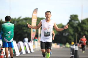 BIB: 0304
                            <button type="button" onclick="openModal(5098168)" class="btn btn-primary btn-sm float-right btn-popup" data-toggle="modal" data-target=".modal-high-quality">
                        <i class="fas fa-shopping-cart"></i> Add to Cart
                    </button>
                                            <button type="button" onclick="isThisMe(5098168, true)" class="btn btn-success btn-sm float-right btn-popup btn-isme hidden" data-toggle="tooltip" data-placement="bottom" title="นี่คือรูปของคุณใช่ไหม คลิกที่นี่เพื่อเอาเข้าอัลบั้ม">
                        <i class="fas fa-plus"></i> Add to album
                    </button>
                    <button type="button" onclick="isThisMe(5098168, false)" class="btn btn-warning btn-sm float-right btn-popup btn-isnotme hidden">
                        <i class="fas fa-ban"></i> Remove from album
                    </button>