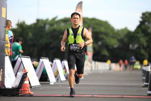 BIB: 0094, 
                            <button type="button" onclick="openModal(5121734)" class="btn btn-primary btn-sm float-right btn-popup" data-toggle="modal" data-target=".modal-high-quality">
                        <i class="fas fa-shopping-cart"></i> Add to Cart
                    </button>
                                            <button type="button" onclick="isThisMe(5121734, true)" class="btn btn-success btn-sm float-right btn-popup btn-isme hidden" data-toggle="tooltip" data-placement="bottom" title="นี่คือรูปของคุณใช่ไหม คลิกที่นี่เพื่อเอาเข้าอัลบั้ม">
                        <i class="fas fa-plus"></i> Add to album
                    </button>
                    <button type="button" onclick="isThisMe(5121734, false)" class="btn btn-warning btn-sm float-right btn-popup btn-isnotme hidden">
                        <i class="fas fa-ban"></i> Remove from album
                    </button>