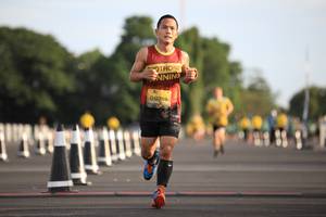 BIB: 0769
                            <button type="button" onclick="openModal(4948359)" class="btn btn-primary btn-sm float-right btn-popup" data-toggle="modal" data-target=".modal-high-quality">
                        <i class="fas fa-shopping-cart"></i> Add to Cart
                    </button>
                                            <button type="button" onclick="isThisMe(4948359, true)" class="btn btn-success btn-sm float-right btn-popup btn-isme hidden" data-toggle="tooltip" data-placement="bottom" title="นี่คือรูปของคุณใช่ไหม คลิกที่นี่เพื่อเอาเข้าอัลบั้ม">
                        <i class="fas fa-plus"></i> Add to album
                    </button>
                    <button type="button" onclick="isThisMe(4948359, false)" class="btn btn-warning btn-sm float-right btn-popup btn-isnotme hidden">
                        <i class="fas fa-ban"></i> Remove from album
                    </button>