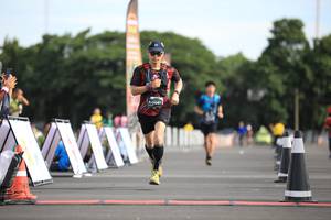 BIB: 0061
                            <button type="button" onclick="openModal(5126499)" class="btn btn-primary btn-sm float-right btn-popup" data-toggle="modal" data-target=".modal-high-quality">
                        <i class="fas fa-shopping-cart"></i> Add to Cart
                    </button>
                                            <button type="button" onclick="isThisMe(5126499, true)" class="btn btn-success btn-sm float-right btn-popup btn-isme hidden" data-toggle="tooltip" data-placement="bottom" title="นี่คือรูปของคุณใช่ไหม คลิกที่นี่เพื่อเอาเข้าอัลบั้ม">
                        <i class="fas fa-plus"></i> Add to album
                    </button>
                    <button type="button" onclick="isThisMe(5126499, false)" class="btn btn-warning btn-sm float-right btn-popup btn-isnotme hidden">
                        <i class="fas fa-ban"></i> Remove from album
                    </button>