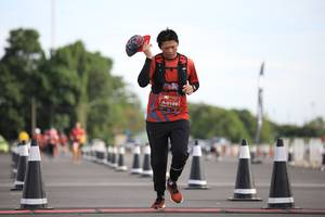 BIB: 0199
                            <button type="button" onclick="openModal(5109615)" class="btn btn-primary btn-sm float-right btn-popup" data-toggle="modal" data-target=".modal-high-quality">
                        <i class="fas fa-shopping-cart"></i> Add to Cart
                    </button>
                                            <button type="button" onclick="isThisMe(5109615, true)" class="btn btn-success btn-sm float-right btn-popup btn-isme hidden" data-toggle="tooltip" data-placement="bottom" title="นี่คือรูปของคุณใช่ไหม คลิกที่นี่เพื่อเอาเข้าอัลบั้ม">
                        <i class="fas fa-plus"></i> Add to album
                    </button>
                    <button type="button" onclick="isThisMe(5109615, false)" class="btn btn-warning btn-sm float-right btn-popup btn-isnotme hidden">
                        <i class="fas fa-ban"></i> Remove from album
                    </button>