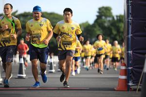 BIB: 0444, 439, 442
                            <button type="button" onclick="openModal(4964368)" class="btn btn-primary btn-sm float-right btn-popup" data-toggle="modal" data-target=".modal-high-quality">
                        <i class="fas fa-shopping-cart"></i> Add to Cart
                    </button>
                                            <button type="button" onclick="isThisMe(4964368, true)" class="btn btn-success btn-sm float-right btn-popup btn-isme hidden" data-toggle="tooltip" data-placement="bottom" title="นี่คือรูปของคุณใช่ไหม คลิกที่นี่เพื่อเอาเข้าอัลบั้ม">
                        <i class="fas fa-plus"></i> Add to album
                    </button>
                    <button type="button" onclick="isThisMe(4964368, false)" class="btn btn-warning btn-sm float-right btn-popup btn-isnotme hidden">
                        <i class="fas fa-ban"></i> Remove from album
                    </button>