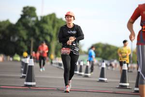 BIB: 00323
                            <button type="button" onclick="openModal(5097477)" class="btn btn-primary btn-sm float-right btn-popup" data-toggle="modal" data-target=".modal-high-quality">
                        <i class="fas fa-shopping-cart"></i> Add to Cart
                    </button>
                                            <button type="button" onclick="isThisMe(5097477, true)" class="btn btn-success btn-sm float-right btn-popup btn-isme hidden" data-toggle="tooltip" data-placement="bottom" title="นี่คือรูปของคุณใช่ไหม คลิกที่นี่เพื่อเอาเข้าอัลบั้ม">
                        <i class="fas fa-plus"></i> Add to album
                    </button>
                    <button type="button" onclick="isThisMe(5097477, false)" class="btn btn-warning btn-sm float-right btn-popup btn-isnotme hidden">
                        <i class="fas fa-ban"></i> Remove from album
                    </button>