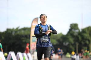 BIB: 0800
                            <button type="button" onclick="openModal(5105358)" class="btn btn-primary btn-sm float-right btn-popup" data-toggle="modal" data-target=".modal-high-quality">
                        <i class="fas fa-shopping-cart"></i> Add to Cart
                    </button>
                                            <button type="button" onclick="isThisMe(5105358, true)" class="btn btn-success btn-sm float-right btn-popup btn-isme hidden" data-toggle="tooltip" data-placement="bottom" title="นี่คือรูปของคุณใช่ไหม คลิกที่นี่เพื่อเอาเข้าอัลบั้ม">
                        <i class="fas fa-plus"></i> Add to album
                    </button>
                    <button type="button" onclick="isThisMe(5105358, false)" class="btn btn-warning btn-sm float-right btn-popup btn-isnotme hidden">
                        <i class="fas fa-ban"></i> Remove from album
                    </button>