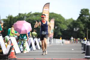 BIB: 
                            <button type="button" onclick="openModal(5136961)" class="btn btn-primary btn-sm float-right btn-popup" data-toggle="modal" data-target=".modal-high-quality">
                        <i class="fas fa-shopping-cart"></i> Add to Cart
                    </button>
                                            <button type="button" onclick="isThisMe(5136961, true)" class="btn btn-success btn-sm float-right btn-popup btn-isme hidden" data-toggle="tooltip" data-placement="bottom" title="นี่คือรูปของคุณใช่ไหม คลิกที่นี่เพื่อเอาเข้าอัลบั้ม">
                        <i class="fas fa-plus"></i> Add to album
                    </button>
                    <button type="button" onclick="isThisMe(5136961, false)" class="btn btn-warning btn-sm float-right btn-popup btn-isnotme hidden">
                        <i class="fas fa-ban"></i> Remove from album
                    </button>