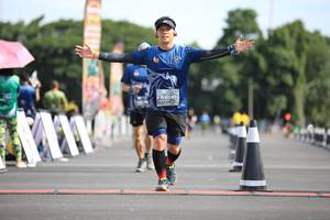 BIB: 0147
                            <button type="button" onclick="openModal(5136844)" class="btn btn-primary btn-sm float-right btn-popup" data-toggle="modal" data-target=".modal-high-quality">
                        <i class="fas fa-shopping-cart"></i> Add to Cart
                    </button>
                                            <button type="button" onclick="isThisMe(5136844, true)" class="btn btn-success btn-sm float-right btn-popup btn-isme hidden" data-toggle="tooltip" data-placement="bottom" title="นี่คือรูปของคุณใช่ไหม คลิกที่นี่เพื่อเอาเข้าอัลบั้ม">
                        <i class="fas fa-plus"></i> Add to album
                    </button>
                    <button type="button" onclick="isThisMe(5136844, false)" class="btn btn-warning btn-sm float-right btn-popup btn-isnotme hidden">
                        <i class="fas fa-ban"></i> Remove from album
                    </button>