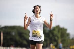 BIB: 0632
                            <button type="button" onclick="openModal(4947638)" class="btn btn-primary btn-sm float-right btn-popup" data-toggle="modal" data-target=".modal-high-quality">
                        <i class="fas fa-shopping-cart"></i> Add to Cart
                    </button>
                                            <button type="button" onclick="isThisMe(4947638, true)" class="btn btn-success btn-sm float-right btn-popup btn-isme hidden" data-toggle="tooltip" data-placement="bottom" title="นี่คือรูปของคุณใช่ไหม คลิกที่นี่เพื่อเอาเข้าอัลบั้ม">
                        <i class="fas fa-plus"></i> Add to album
                    </button>
                    <button type="button" onclick="isThisMe(4947638, false)" class="btn btn-warning btn-sm float-right btn-popup btn-isnotme hidden">
                        <i class="fas fa-ban"></i> Remove from album
                    </button>