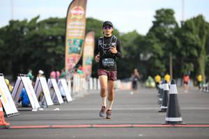 BIB: 0406
                            <button type="button" onclick="openModal(5125976)" class="btn btn-primary btn-sm float-right btn-popup" data-toggle="modal" data-target=".modal-high-quality">
                        <i class="fas fa-shopping-cart"></i> Add to Cart
                    </button>
                                            <button type="button" onclick="isThisMe(5125976, true)" class="btn btn-success btn-sm float-right btn-popup btn-isme hidden" data-toggle="tooltip" data-placement="bottom" title="นี่คือรูปของคุณใช่ไหม คลิกที่นี่เพื่อเอาเข้าอัลบั้ม">
                        <i class="fas fa-plus"></i> Add to album
                    </button>
                    <button type="button" onclick="isThisMe(5125976, false)" class="btn btn-warning btn-sm float-right btn-popup btn-isnotme hidden">
                        <i class="fas fa-ban"></i> Remove from album
                    </button>