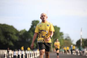 BIB: 0552
                            <button type="button" onclick="openModal(4948231)" class="btn btn-primary btn-sm float-right btn-popup" data-toggle="modal" data-target=".modal-high-quality">
                        <i class="fas fa-shopping-cart"></i> Add to Cart
                    </button>
                                            <button type="button" onclick="isThisMe(4948231, true)" class="btn btn-success btn-sm float-right btn-popup btn-isme hidden" data-toggle="tooltip" data-placement="bottom" title="นี่คือรูปของคุณใช่ไหม คลิกที่นี่เพื่อเอาเข้าอัลบั้ม">
                        <i class="fas fa-plus"></i> Add to album
                    </button>
                    <button type="button" onclick="isThisMe(4948231, false)" class="btn btn-warning btn-sm float-right btn-popup btn-isnotme hidden">
                        <i class="fas fa-ban"></i> Remove from album
                    </button>