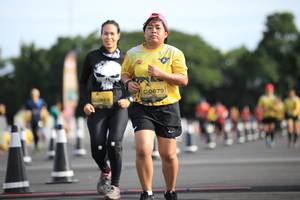 BIB: 0679
                            <button type="button" onclick="openModal(5088395)" class="btn btn-primary btn-sm float-right btn-popup" data-toggle="modal" data-target=".modal-high-quality">
                        <i class="fas fa-shopping-cart"></i> Add to Cart
                    </button>
                                            <button type="button" onclick="isThisMe(5088395, true)" class="btn btn-success btn-sm float-right btn-popup btn-isme hidden" data-toggle="tooltip" data-placement="bottom" title="นี่คือรูปของคุณใช่ไหม คลิกที่นี่เพื่อเอาเข้าอัลบั้ม">
                        <i class="fas fa-plus"></i> Add to album
                    </button>
                    <button type="button" onclick="isThisMe(5088395, false)" class="btn btn-warning btn-sm float-right btn-popup btn-isnotme hidden">
                        <i class="fas fa-ban"></i> Remove from album
                    </button>