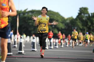 BIB: 1053
                            <button type="button" onclick="openModal(4957646)" class="btn btn-primary btn-sm float-right btn-popup" data-toggle="modal" data-target=".modal-high-quality">
                        <i class="fas fa-shopping-cart"></i> Add to Cart
                    </button>
                                            <button type="button" onclick="isThisMe(4957646, true)" class="btn btn-success btn-sm float-right btn-popup btn-isme hidden" data-toggle="tooltip" data-placement="bottom" title="นี่คือรูปของคุณใช่ไหม คลิกที่นี่เพื่อเอาเข้าอัลบั้ม">
                        <i class="fas fa-plus"></i> Add to album
                    </button>
                    <button type="button" onclick="isThisMe(4957646, false)" class="btn btn-warning btn-sm float-right btn-popup btn-isnotme hidden">
                        <i class="fas fa-ban"></i> Remove from album
                    </button>