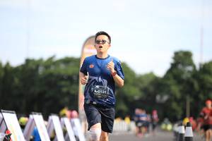 BIB: 0131
                            <button type="button" onclick="openModal(5126331)" class="btn btn-primary btn-sm float-right btn-popup" data-toggle="modal" data-target=".modal-high-quality">
                        <i class="fas fa-shopping-cart"></i> Add to Cart
                    </button>
                                            <button type="button" onclick="isThisMe(5126331, true)" class="btn btn-success btn-sm float-right btn-popup btn-isme hidden" data-toggle="tooltip" data-placement="bottom" title="นี่คือรูปของคุณใช่ไหม คลิกที่นี่เพื่อเอาเข้าอัลบั้ม">
                        <i class="fas fa-plus"></i> Add to album
                    </button>
                    <button type="button" onclick="isThisMe(5126331, false)" class="btn btn-warning btn-sm float-right btn-popup btn-isnotme hidden">
                        <i class="fas fa-ban"></i> Remove from album
                    </button>