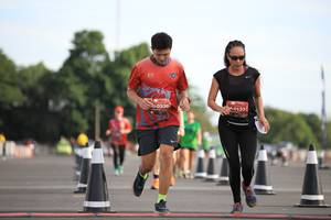 BIB: 0336, 01371
                            <button type="button" onclick="openModal(5106488)" class="btn btn-primary btn-sm float-right btn-popup" data-toggle="modal" data-target=".modal-high-quality">
                        <i class="fas fa-shopping-cart"></i> Add to Cart
                    </button>
                                            <button type="button" onclick="isThisMe(5106488, true)" class="btn btn-success btn-sm float-right btn-popup btn-isme hidden" data-toggle="tooltip" data-placement="bottom" title="นี่คือรูปของคุณใช่ไหม คลิกที่นี่เพื่อเอาเข้าอัลบั้ม">
                        <i class="fas fa-plus"></i> Add to album
                    </button>
                    <button type="button" onclick="isThisMe(5106488, false)" class="btn btn-warning btn-sm float-right btn-popup btn-isnotme hidden">
                        <i class="fas fa-ban"></i> Remove from album
                    </button>