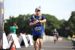 BIB: 0252
                            <button type="button" onclick="openModal(5109331)" class="btn btn-primary btn-sm float-right btn-popup" data-toggle="modal" data-target=".modal-high-quality">
                        <i class="fas fa-shopping-cart"></i> Add to Cart
                    </button>
                                            <button type="button" onclick="isThisMe(5109331, true)" class="btn btn-success btn-sm float-right btn-popup btn-isme hidden" data-toggle="tooltip" data-placement="bottom" title="นี่คือรูปของคุณใช่ไหม คลิกที่นี่เพื่อเอาเข้าอัลบั้ม">
                        <i class="fas fa-plus"></i> Add to album
                    </button>
                    <button type="button" onclick="isThisMe(5109331, false)" class="btn btn-warning btn-sm float-right btn-popup btn-isnotme hidden">
                        <i class="fas fa-ban"></i> Remove from album
                    </button>