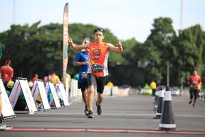 BIB: 
                            <button type="button" onclick="openModal(5104131)" class="btn btn-primary btn-sm float-right btn-popup" data-toggle="modal" data-target=".modal-high-quality">
                        <i class="fas fa-shopping-cart"></i> Add to Cart
                    </button>
                                            <button type="button" onclick="isThisMe(5104131, true)" class="btn btn-success btn-sm float-right btn-popup btn-isme hidden" data-toggle="tooltip" data-placement="bottom" title="นี่คือรูปของคุณใช่ไหม คลิกที่นี่เพื่อเอาเข้าอัลบั้ม">
                        <i class="fas fa-plus"></i> Add to album
                    </button>
                    <button type="button" onclick="isThisMe(5104131, false)" class="btn btn-warning btn-sm float-right btn-popup btn-isnotme hidden">
                        <i class="fas fa-ban"></i> Remove from album
                    </button>