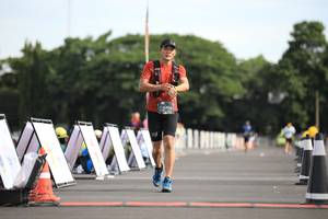 BIB: 0706
                            <button type="button" onclick="openModal(5127311)" class="btn btn-primary btn-sm float-right btn-popup" data-toggle="modal" data-target=".modal-high-quality">
                        <i class="fas fa-shopping-cart"></i> Add to Cart
                    </button>
                                            <button type="button" onclick="isThisMe(5127311, true)" class="btn btn-success btn-sm float-right btn-popup btn-isme hidden" data-toggle="tooltip" data-placement="bottom" title="นี่คือรูปของคุณใช่ไหม คลิกที่นี่เพื่อเอาเข้าอัลบั้ม">
                        <i class="fas fa-plus"></i> Add to album
                    </button>
                    <button type="button" onclick="isThisMe(5127311, false)" class="btn btn-warning btn-sm float-right btn-popup btn-isnotme hidden">
                        <i class="fas fa-ban"></i> Remove from album
                    </button>