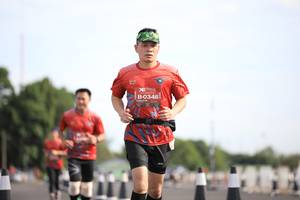 BIB: 0346
                            <button type="button" onclick="openModal(5107625)" class="btn btn-primary btn-sm float-right btn-popup" data-toggle="modal" data-target=".modal-high-quality">
                        <i class="fas fa-shopping-cart"></i> Add to Cart
                    </button>
                                            <button type="button" onclick="isThisMe(5107625, true)" class="btn btn-success btn-sm float-right btn-popup btn-isme hidden" data-toggle="tooltip" data-placement="bottom" title="นี่คือรูปของคุณใช่ไหม คลิกที่นี่เพื่อเอาเข้าอัลบั้ม">
                        <i class="fas fa-plus"></i> Add to album
                    </button>
                    <button type="button" onclick="isThisMe(5107625, false)" class="btn btn-warning btn-sm float-right btn-popup btn-isnotme hidden">
                        <i class="fas fa-ban"></i> Remove from album
                    </button>