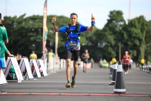 BIB: 0338, 
                            <button type="button" onclick="openModal(5100189)" class="btn btn-primary btn-sm float-right btn-popup" data-toggle="modal" data-target=".modal-high-quality">
                        <i class="fas fa-shopping-cart"></i> Add to Cart
                    </button>
                                            <button type="button" onclick="isThisMe(5100189, true)" class="btn btn-success btn-sm float-right btn-popup btn-isme hidden" data-toggle="tooltip" data-placement="bottom" title="นี่คือรูปของคุณใช่ไหม คลิกที่นี่เพื่อเอาเข้าอัลบั้ม">
                        <i class="fas fa-plus"></i> Add to album
                    </button>
                    <button type="button" onclick="isThisMe(5100189, false)" class="btn btn-warning btn-sm float-right btn-popup btn-isnotme hidden">
                        <i class="fas fa-ban"></i> Remove from album
                    </button>