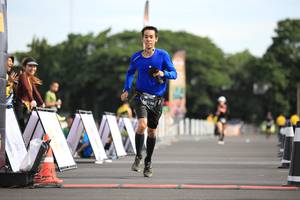 BIB: 2136
                            <button type="button" onclick="openModal(5126768)" class="btn btn-primary btn-sm float-right btn-popup" data-toggle="modal" data-target=".modal-high-quality">
                        <i class="fas fa-shopping-cart"></i> Add to Cart
                    </button>
                                            <button type="button" onclick="isThisMe(5126768, true)" class="btn btn-success btn-sm float-right btn-popup btn-isme hidden" data-toggle="tooltip" data-placement="bottom" title="นี่คือรูปของคุณใช่ไหม คลิกที่นี่เพื่อเอาเข้าอัลบั้ม">
                        <i class="fas fa-plus"></i> Add to album
                    </button>
                    <button type="button" onclick="isThisMe(5126768, false)" class="btn btn-warning btn-sm float-right btn-popup btn-isnotme hidden">
                        <i class="fas fa-ban"></i> Remove from album
                    </button>