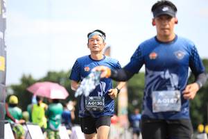 BIB: 147, 0130
                            <button type="button" onclick="openModal(5136852)" class="btn btn-primary btn-sm float-right btn-popup" data-toggle="modal" data-target=".modal-high-quality">
                        <i class="fas fa-shopping-cart"></i> Add to Cart
                    </button>
                                            <button type="button" onclick="isThisMe(5136852, true)" class="btn btn-success btn-sm float-right btn-popup btn-isme hidden" data-toggle="tooltip" data-placement="bottom" title="นี่คือรูปของคุณใช่ไหม คลิกที่นี่เพื่อเอาเข้าอัลบั้ม">
                        <i class="fas fa-plus"></i> Add to album
                    </button>
                    <button type="button" onclick="isThisMe(5136852, false)" class="btn btn-warning btn-sm float-right btn-popup btn-isnotme hidden">
                        <i class="fas fa-ban"></i> Remove from album
                    </button>