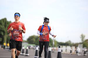 BIB: 9252, 0248
                            <button type="button" onclick="openModal(5123518)" class="btn btn-primary btn-sm float-right btn-popup" data-toggle="modal" data-target=".modal-high-quality">
                        <i class="fas fa-shopping-cart"></i> Add to Cart
                    </button>
                                            <button type="button" onclick="isThisMe(5123518, true)" class="btn btn-success btn-sm float-right btn-popup btn-isme hidden" data-toggle="tooltip" data-placement="bottom" title="นี่คือรูปของคุณใช่ไหม คลิกที่นี่เพื่อเอาเข้าอัลบั้ม">
                        <i class="fas fa-plus"></i> Add to album
                    </button>
                    <button type="button" onclick="isThisMe(5123518, false)" class="btn btn-warning btn-sm float-right btn-popup btn-isnotme hidden">
                        <i class="fas fa-ban"></i> Remove from album
                    </button>