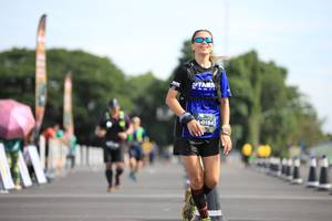 BIB: 40184
                            <button type="button" onclick="openModal(5129035)" class="btn btn-primary btn-sm float-right btn-popup" data-toggle="modal" data-target=".modal-high-quality">
                        <i class="fas fa-shopping-cart"></i> Add to Cart
                    </button>
                                            <button type="button" onclick="isThisMe(5129035, true)" class="btn btn-success btn-sm float-right btn-popup btn-isme hidden" data-toggle="tooltip" data-placement="bottom" title="นี่คือรูปของคุณใช่ไหม คลิกที่นี่เพื่อเอาเข้าอัลบั้ม">
                        <i class="fas fa-plus"></i> Add to album
                    </button>
                    <button type="button" onclick="isThisMe(5129035, false)" class="btn btn-warning btn-sm float-right btn-popup btn-isnotme hidden">
                        <i class="fas fa-ban"></i> Remove from album
                    </button>