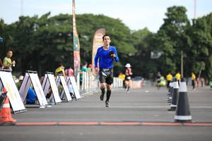 BIB: 9136
                            <button type="button" onclick="openModal(5126725)" class="btn btn-primary btn-sm float-right btn-popup" data-toggle="modal" data-target=".modal-high-quality">
                        <i class="fas fa-shopping-cart"></i> Add to Cart
                    </button>
                                            <button type="button" onclick="isThisMe(5126725, true)" class="btn btn-success btn-sm float-right btn-popup btn-isme hidden" data-toggle="tooltip" data-placement="bottom" title="นี่คือรูปของคุณใช่ไหม คลิกที่นี่เพื่อเอาเข้าอัลบั้ม">
                        <i class="fas fa-plus"></i> Add to album
                    </button>
                    <button type="button" onclick="isThisMe(5126725, false)" class="btn btn-warning btn-sm float-right btn-popup btn-isnotme hidden">
                        <i class="fas fa-ban"></i> Remove from album
                    </button>