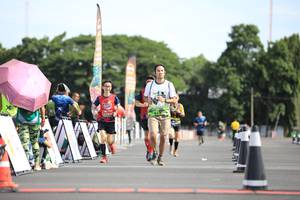 BIB: 
                            <button type="button" onclick="openModal(5136982)" class="btn btn-primary btn-sm float-right btn-popup" data-toggle="modal" data-target=".modal-high-quality">
                        <i class="fas fa-shopping-cart"></i> Add to Cart
                    </button>
                                            <button type="button" onclick="isThisMe(5136982, true)" class="btn btn-success btn-sm float-right btn-popup btn-isme hidden" data-toggle="tooltip" data-placement="bottom" title="นี่คือรูปของคุณใช่ไหม คลิกที่นี่เพื่อเอาเข้าอัลบั้ม">
                        <i class="fas fa-plus"></i> Add to album
                    </button>
                    <button type="button" onclick="isThisMe(5136982, false)" class="btn btn-warning btn-sm float-right btn-popup btn-isnotme hidden">
                        <i class="fas fa-ban"></i> Remove from album
                    </button>