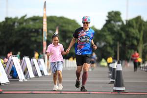 BIB: 0143
                            <button type="button" onclick="openModal(5125927)" class="btn btn-primary btn-sm float-right btn-popup" data-toggle="modal" data-target=".modal-high-quality">
                        <i class="fas fa-shopping-cart"></i> Add to Cart
                    </button>
                                            <button type="button" onclick="isThisMe(5125927, true)" class="btn btn-success btn-sm float-right btn-popup btn-isme hidden" data-toggle="tooltip" data-placement="bottom" title="นี่คือรูปของคุณใช่ไหม คลิกที่นี่เพื่อเอาเข้าอัลบั้ม">
                        <i class="fas fa-plus"></i> Add to album
                    </button>
                    <button type="button" onclick="isThisMe(5125927, false)" class="btn btn-warning btn-sm float-right btn-popup btn-isnotme hidden">
                        <i class="fas fa-ban"></i> Remove from album
                    </button>