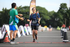 BIB: 0426, 
                            <button type="button" onclick="openModal(5107342)" class="btn btn-primary btn-sm float-right btn-popup" data-toggle="modal" data-target=".modal-high-quality">
                        <i class="fas fa-shopping-cart"></i> Add to Cart
                    </button>
                                            <button type="button" onclick="isThisMe(5107342, true)" class="btn btn-success btn-sm float-right btn-popup btn-isme hidden" data-toggle="tooltip" data-placement="bottom" title="นี่คือรูปของคุณใช่ไหม คลิกที่นี่เพื่อเอาเข้าอัลบั้ม">
                        <i class="fas fa-plus"></i> Add to album
                    </button>
                    <button type="button" onclick="isThisMe(5107342, false)" class="btn btn-warning btn-sm float-right btn-popup btn-isnotme hidden">
                        <i class="fas fa-ban"></i> Remove from album
                    </button>