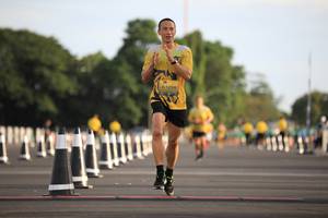 BIB: 1298
                            <button type="button" onclick="openModal(4948480)" class="btn btn-primary btn-sm float-right btn-popup" data-toggle="modal" data-target=".modal-high-quality">
                        <i class="fas fa-shopping-cart"></i> Add to Cart
                    </button>
                                            <button type="button" onclick="isThisMe(4948480, true)" class="btn btn-success btn-sm float-right btn-popup btn-isme hidden" data-toggle="tooltip" data-placement="bottom" title="นี่คือรูปของคุณใช่ไหม คลิกที่นี่เพื่อเอาเข้าอัลบั้ม">
                        <i class="fas fa-plus"></i> Add to album
                    </button>
                    <button type="button" onclick="isThisMe(4948480, false)" class="btn btn-warning btn-sm float-right btn-popup btn-isnotme hidden">
                        <i class="fas fa-ban"></i> Remove from album
                    </button>