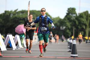 BIB: 0342
                            <button type="button" onclick="openModal(5128597)" class="btn btn-primary btn-sm float-right btn-popup" data-toggle="modal" data-target=".modal-high-quality">
                        <i class="fas fa-shopping-cart"></i> Add to Cart
                    </button>
                                            <button type="button" onclick="isThisMe(5128597, true)" class="btn btn-success btn-sm float-right btn-popup btn-isme hidden" data-toggle="tooltip" data-placement="bottom" title="นี่คือรูปของคุณใช่ไหม คลิกที่นี่เพื่อเอาเข้าอัลบั้ม">
                        <i class="fas fa-plus"></i> Add to album
                    </button>
                    <button type="button" onclick="isThisMe(5128597, false)" class="btn btn-warning btn-sm float-right btn-popup btn-isnotme hidden">
                        <i class="fas fa-ban"></i> Remove from album
                    </button>