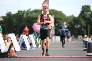 BIB: 0098
                            <button type="button" onclick="openModal(5129146)" class="btn btn-primary btn-sm float-right btn-popup" data-toggle="modal" data-target=".modal-high-quality">
                        <i class="fas fa-shopping-cart"></i> Add to Cart
                    </button>
                                            <button type="button" onclick="isThisMe(5129146, true)" class="btn btn-success btn-sm float-right btn-popup btn-isme hidden" data-toggle="tooltip" data-placement="bottom" title="นี่คือรูปของคุณใช่ไหม คลิกที่นี่เพื่อเอาเข้าอัลบั้ม">
                        <i class="fas fa-plus"></i> Add to album
                    </button>
                    <button type="button" onclick="isThisMe(5129146, false)" class="btn btn-warning btn-sm float-right btn-popup btn-isnotme hidden">
                        <i class="fas fa-ban"></i> Remove from album
                    </button>