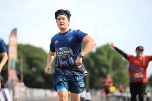 BIB: 0450, 
                            <button type="button" onclick="openModal(5127948)" class="btn btn-primary btn-sm float-right btn-popup" data-toggle="modal" data-target=".modal-high-quality">
                        <i class="fas fa-shopping-cart"></i> Add to Cart
                    </button>
                                            <button type="button" onclick="isThisMe(5127948, true)" class="btn btn-success btn-sm float-right btn-popup btn-isme hidden" data-toggle="tooltip" data-placement="bottom" title="นี่คือรูปของคุณใช่ไหม คลิกที่นี่เพื่อเอาเข้าอัลบั้ม">
                        <i class="fas fa-plus"></i> Add to album
                    </button>
                    <button type="button" onclick="isThisMe(5127948, false)" class="btn btn-warning btn-sm float-right btn-popup btn-isnotme hidden">
                        <i class="fas fa-ban"></i> Remove from album
                    </button>