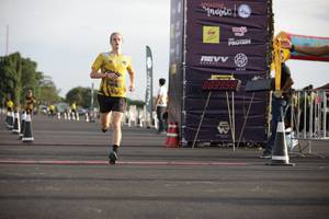 BIB: 600
                            <button type="button" onclick="openModal(4946586)" class="btn btn-primary btn-sm float-right btn-popup" data-toggle="modal" data-target=".modal-high-quality">
                        <i class="fas fa-shopping-cart"></i> Add to Cart
                    </button>
                                            <button type="button" onclick="isThisMe(4946586, true)" class="btn btn-success btn-sm float-right btn-popup btn-isme hidden" data-toggle="tooltip" data-placement="bottom" title="นี่คือรูปของคุณใช่ไหม คลิกที่นี่เพื่อเอาเข้าอัลบั้ม">
                        <i class="fas fa-plus"></i> Add to album
                    </button>
                    <button type="button" onclick="isThisMe(4946586, false)" class="btn btn-warning btn-sm float-right btn-popup btn-isnotme hidden">
                        <i class="fas fa-ban"></i> Remove from album
                    </button>