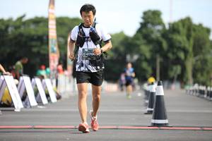 BIB: 0700
                            <button type="button" onclick="openModal(5136652)" class="btn btn-primary btn-sm float-right btn-popup" data-toggle="modal" data-target=".modal-high-quality">
                        <i class="fas fa-shopping-cart"></i> Add to Cart
                    </button>
                                            <button type="button" onclick="isThisMe(5136652, true)" class="btn btn-success btn-sm float-right btn-popup btn-isme hidden" data-toggle="tooltip" data-placement="bottom" title="นี่คือรูปของคุณใช่ไหม คลิกที่นี่เพื่อเอาเข้าอัลบั้ม">
                        <i class="fas fa-plus"></i> Add to album
                    </button>
                    <button type="button" onclick="isThisMe(5136652, false)" class="btn btn-warning btn-sm float-right btn-popup btn-isnotme hidden">
                        <i class="fas fa-ban"></i> Remove from album
                    </button>