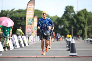 BIB: 
                            <button type="button" onclick="openModal(5136806)" class="btn btn-primary btn-sm float-right btn-popup" data-toggle="modal" data-target=".modal-high-quality">
                        <i class="fas fa-shopping-cart"></i> Add to Cart
                    </button>
                                            <button type="button" onclick="isThisMe(5136806, true)" class="btn btn-success btn-sm float-right btn-popup btn-isme hidden" data-toggle="tooltip" data-placement="bottom" title="นี่คือรูปของคุณใช่ไหม คลิกที่นี่เพื่อเอาเข้าอัลบั้ม">
                        <i class="fas fa-plus"></i> Add to album
                    </button>
                    <button type="button" onclick="isThisMe(5136806, false)" class="btn btn-warning btn-sm float-right btn-popup btn-isnotme hidden">
                        <i class="fas fa-ban"></i> Remove from album
                    </button>