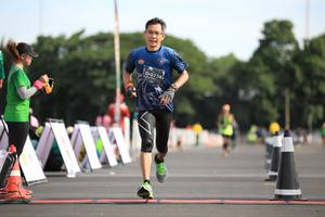 BIB: 0774, 
                            <button type="button" onclick="openModal(5105078)" class="btn btn-primary btn-sm float-right btn-popup" data-toggle="modal" data-target=".modal-high-quality">
                        <i class="fas fa-shopping-cart"></i> Add to Cart
                    </button>
                                            <button type="button" onclick="isThisMe(5105078, true)" class="btn btn-success btn-sm float-right btn-popup btn-isme hidden" data-toggle="tooltip" data-placement="bottom" title="นี่คือรูปของคุณใช่ไหม คลิกที่นี่เพื่อเอาเข้าอัลบั้ม">
                        <i class="fas fa-plus"></i> Add to album
                    </button>
                    <button type="button" onclick="isThisMe(5105078, false)" class="btn btn-warning btn-sm float-right btn-popup btn-isnotme hidden">
                        <i class="fas fa-ban"></i> Remove from album
                    </button>