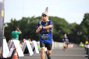 BIB: 0252
                            <button type="button" onclick="openModal(5109313)" class="btn btn-primary btn-sm float-right btn-popup" data-toggle="modal" data-target=".modal-high-quality">
                        <i class="fas fa-shopping-cart"></i> Add to Cart
                    </button>
                                            <button type="button" onclick="isThisMe(5109313, true)" class="btn btn-success btn-sm float-right btn-popup btn-isme hidden" data-toggle="tooltip" data-placement="bottom" title="นี่คือรูปของคุณใช่ไหม คลิกที่นี่เพื่อเอาเข้าอัลบั้ม">
                        <i class="fas fa-plus"></i> Add to album
                    </button>
                    <button type="button" onclick="isThisMe(5109313, false)" class="btn btn-warning btn-sm float-right btn-popup btn-isnotme hidden">
                        <i class="fas fa-ban"></i> Remove from album
                    </button>