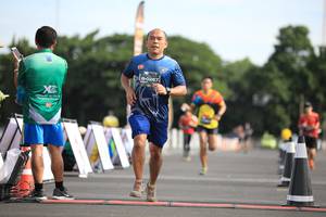 BIB: 0287
                            <button type="button" onclick="openModal(5103701)" class="btn btn-primary btn-sm float-right btn-popup" data-toggle="modal" data-target=".modal-high-quality">
                        <i class="fas fa-shopping-cart"></i> Add to Cart
                    </button>
                                            <button type="button" onclick="isThisMe(5103701, true)" class="btn btn-success btn-sm float-right btn-popup btn-isme hidden" data-toggle="tooltip" data-placement="bottom" title="นี่คือรูปของคุณใช่ไหม คลิกที่นี่เพื่อเอาเข้าอัลบั้ม">
                        <i class="fas fa-plus"></i> Add to album
                    </button>
                    <button type="button" onclick="isThisMe(5103701, false)" class="btn btn-warning btn-sm float-right btn-popup btn-isnotme hidden">
                        <i class="fas fa-ban"></i> Remove from album
                    </button>